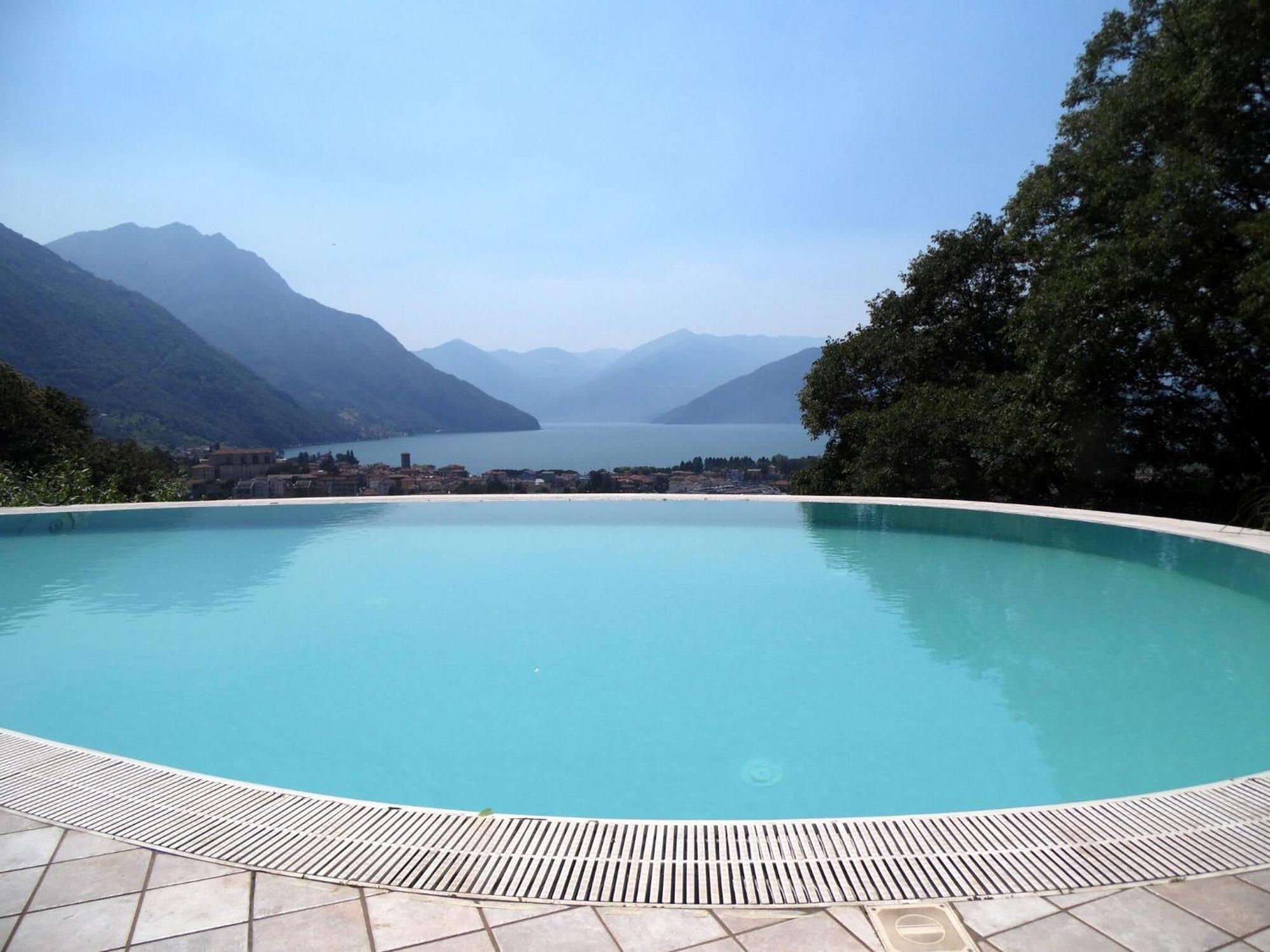 Villa In Pisogne With Pool Garden And Lake View Extérieur photo