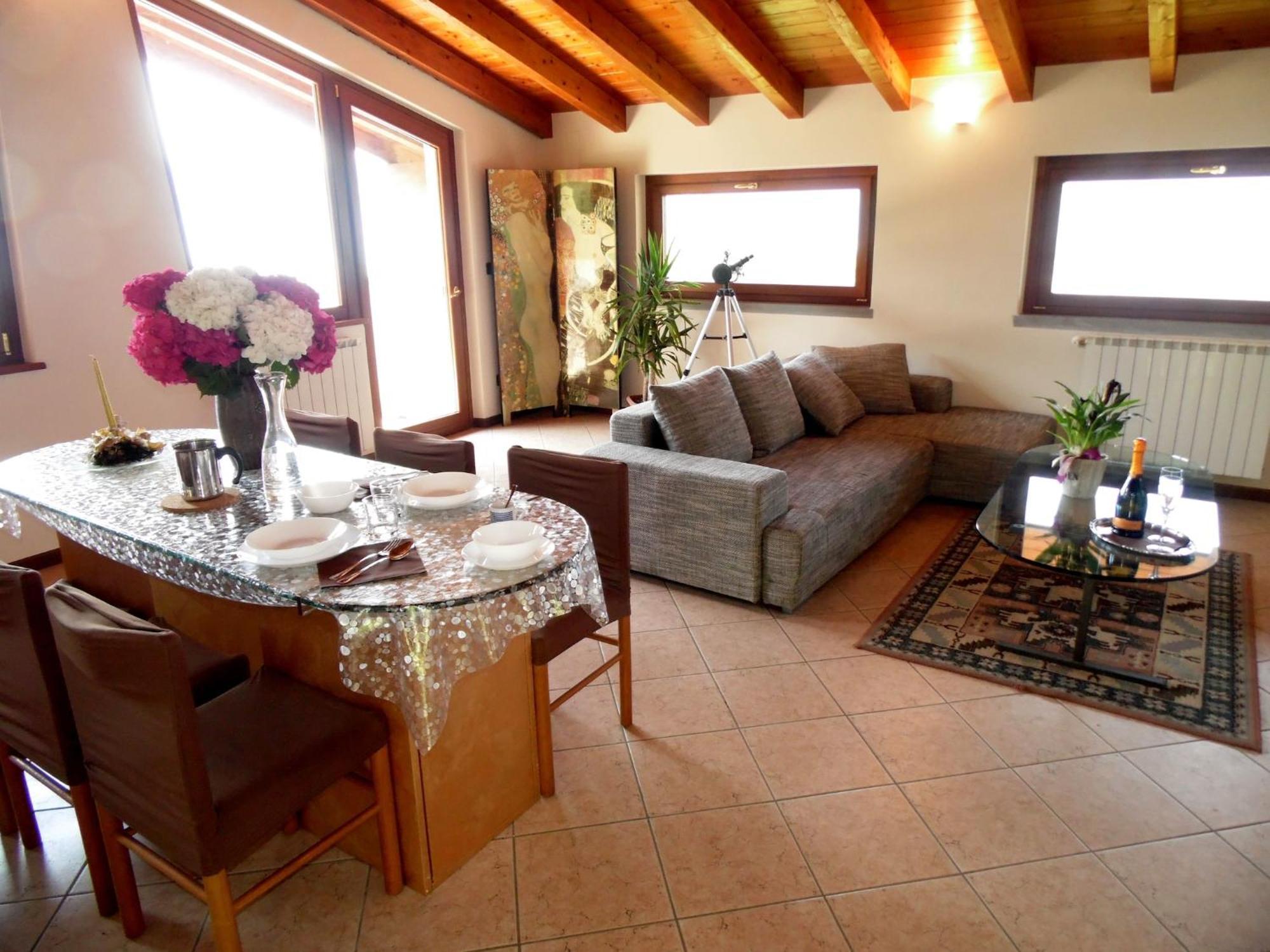 Villa In Pisogne With Pool Garden And Lake View Extérieur photo